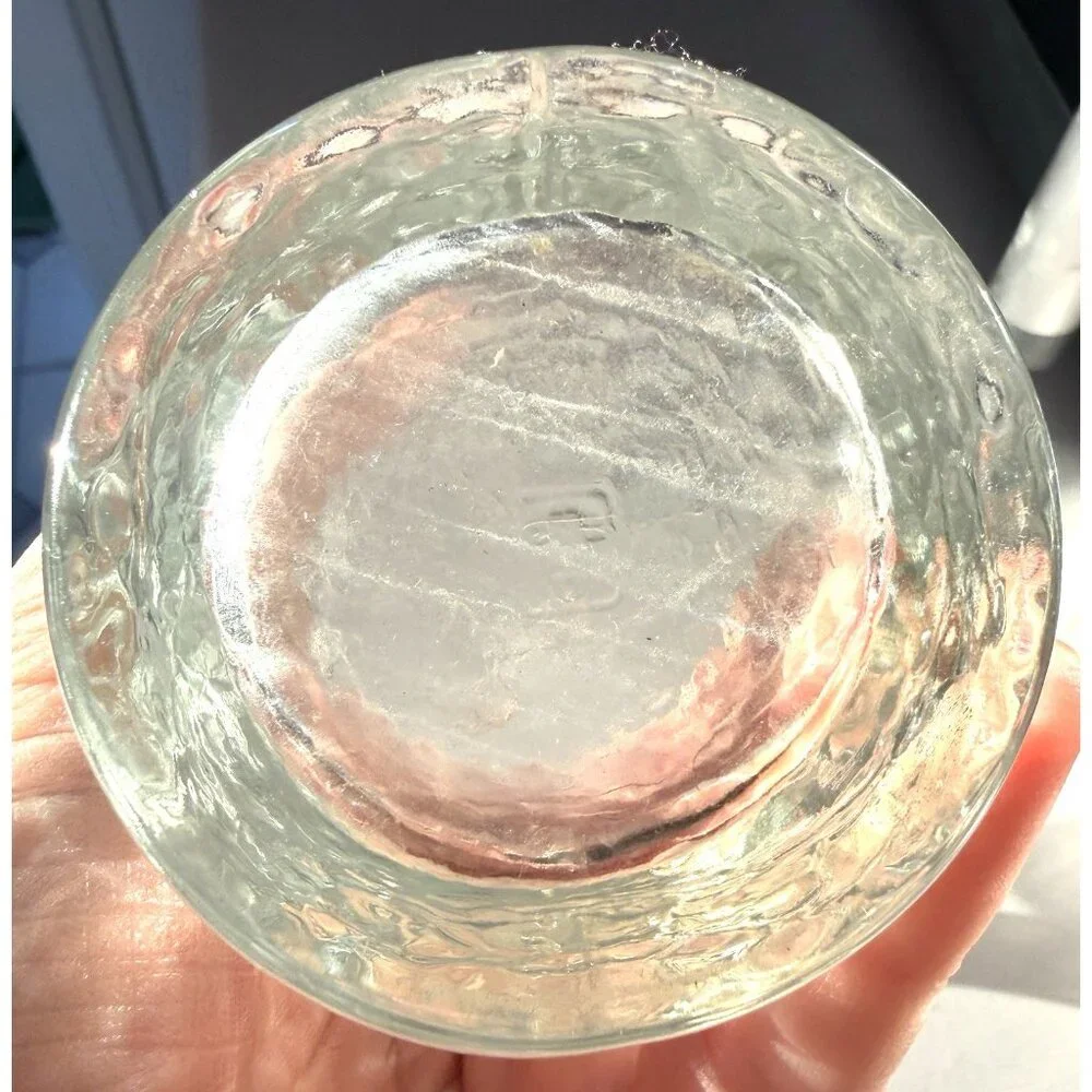 Vintage Anchor Hocking Clear Glass Dimpled Scalloped Edge & Raised Heart Vase - Picture 6 of 8
